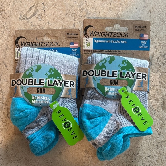 Wrightsock size Medium women’s 6.5-9 Double Layer Running Socks - Gray and Blue - Picture 1 of 2